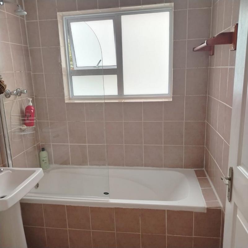 To Let 2 Bedroom Property for Rent in Welcome Glen Western Cape